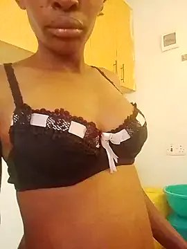 LOVELY-2BERRY on StripChat