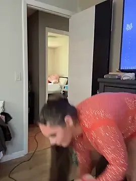 lovely_beast on StripChat