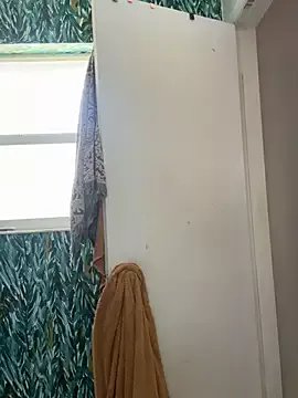 lovely_beast on StripChat