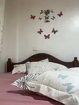 Lovely_Daphne90 — Freechat on StripChat