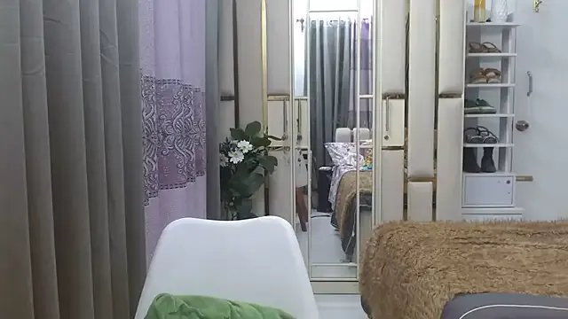 Lovelywife786 — happy rose day guys