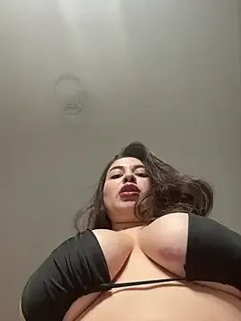 Lovynna on StripChat