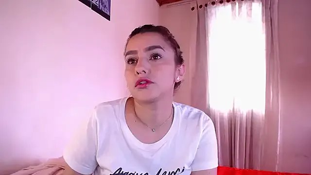 Lu_perez on StripChat