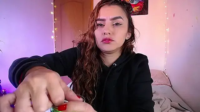 Lu_perez on StripChat