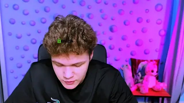 lucas_long_ on StripChat