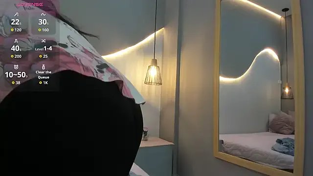 lucelly_15 — show naked + oil body 