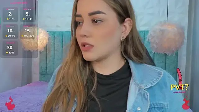 Freechat Lucia_star__ on StripChat