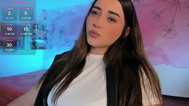 Freechat Lucia_star__ on StripChat