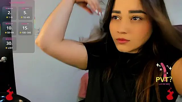 Freechat Lucia_star__ on StripChat