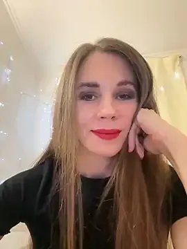 LucieMack on StripChat