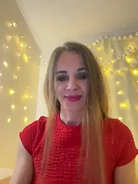 LucieMack on StripChat