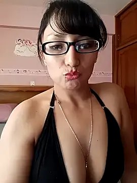 Lucy_jhack on StripChat