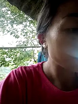 Freechat lucybaby00 on StripChat