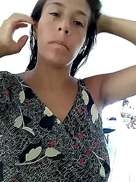 LucyNatural on StripChat