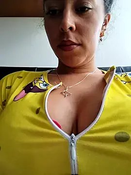 Luianna on StripChat