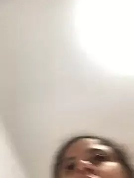 luisahot_9727 on StripChat