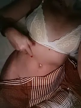 Freechat Luna_7777 on StripChat