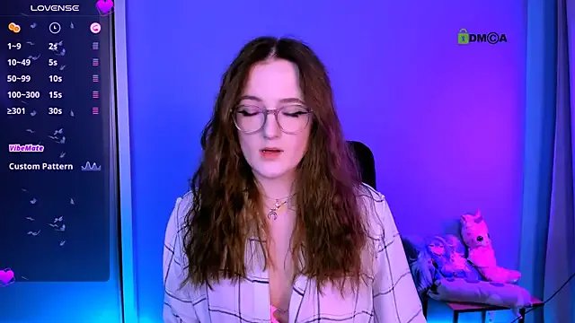 luna_berryy on StripChat