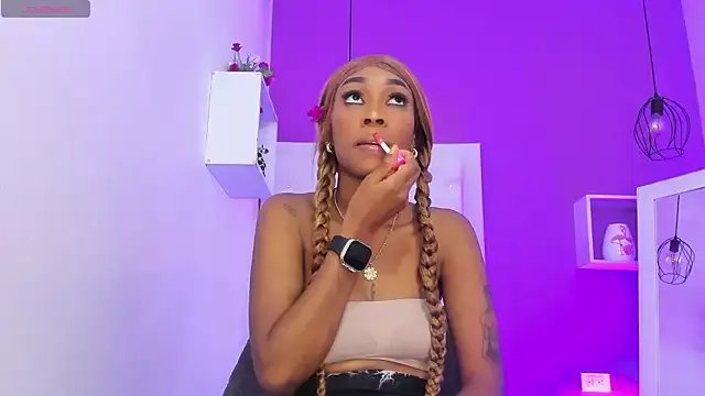 Luna_ebony69 — Show Cum