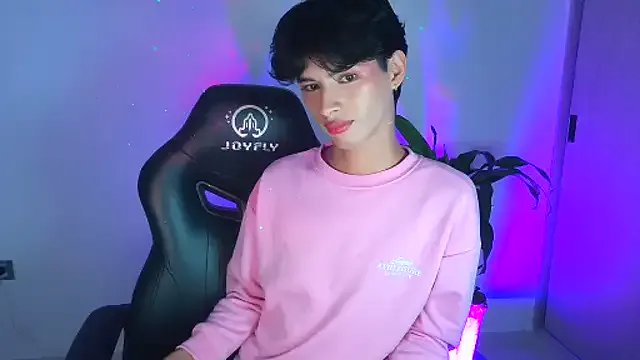 luna_stanford on StripChat