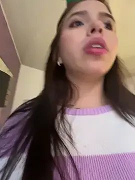 LunaCandy_ on StripChat