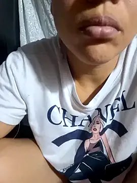 Freechat LunaDrago on StripChat