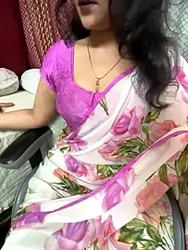 LuscousPussy on StripChat