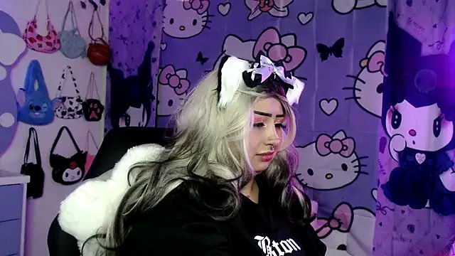 lussyevans24 on StripChat