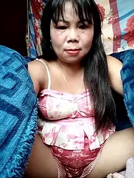 lusy-00 on StripChat