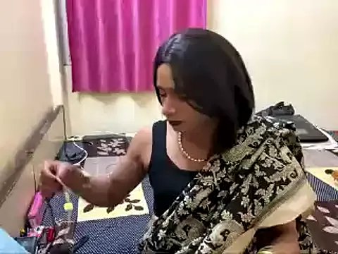 LuvLayla on StripChat