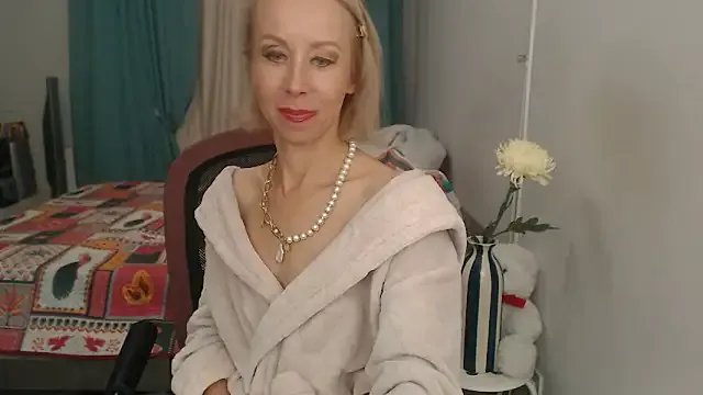 Private LuxuryNika on StripChat