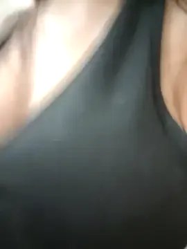 luz_94 on StripChat