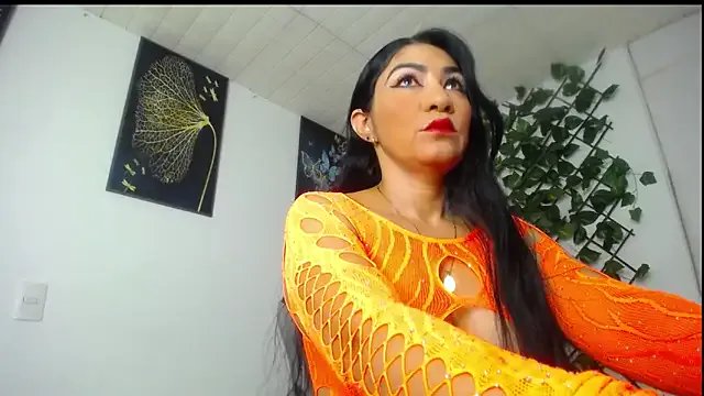 luzcastillo07 on StripChat