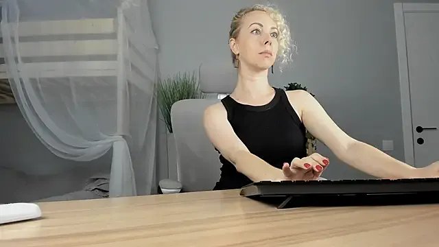 Freechat LylithSkye on StripChat