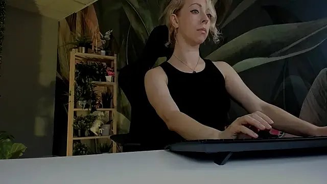 Freechat LylithSkye on StripChat