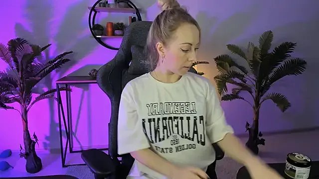 Freechat LylithSkye on StripChat