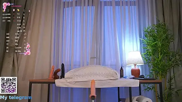 LynBardon on StripChat