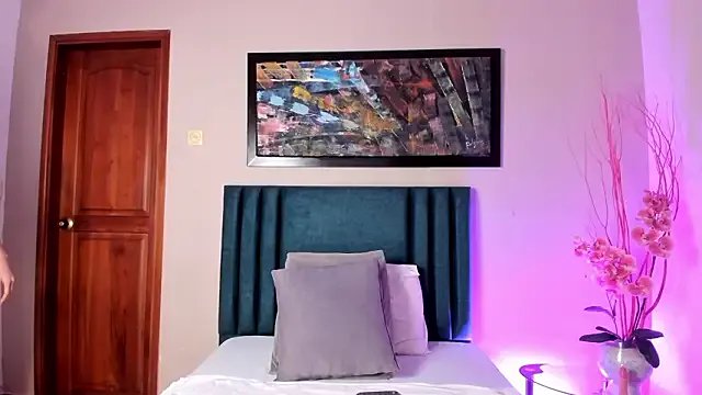 LyraVendrell on StripChat