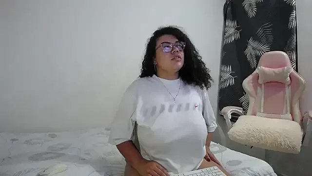 Freechat mabigomez00 on StripChat