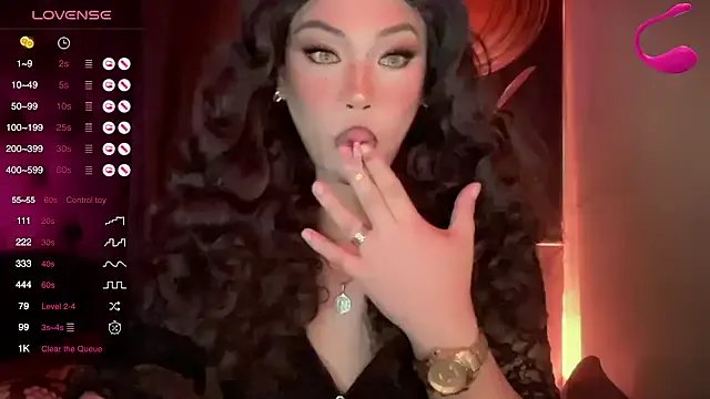 madam_agnes1 on StripChat