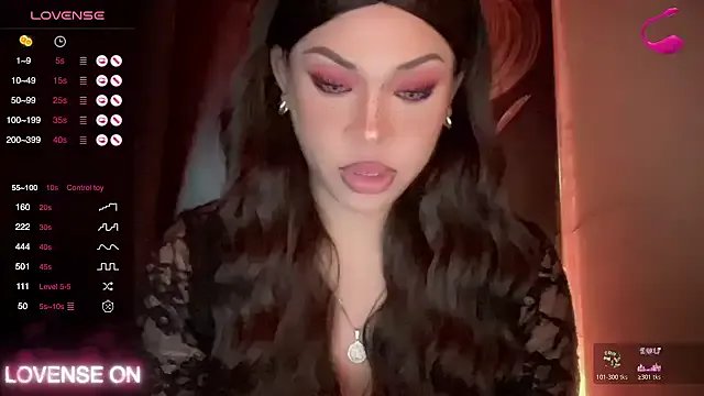 madam_agnes1 on StripChat