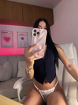 maddy_bronw_ on StripChat