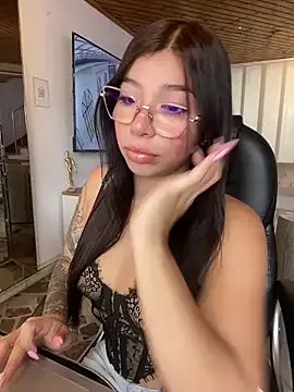 Maddy_Piink — SHOW BOOBS