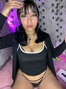 Maddy_w — full naked + fingers in ass