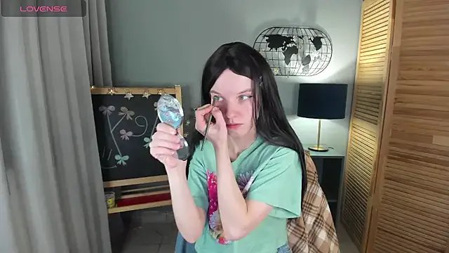 Madelaineses on StripChat