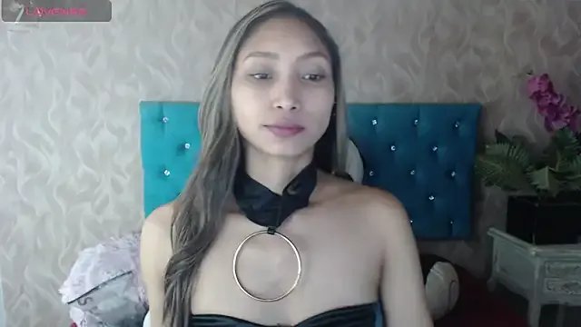 MadelineDoll on StripChat