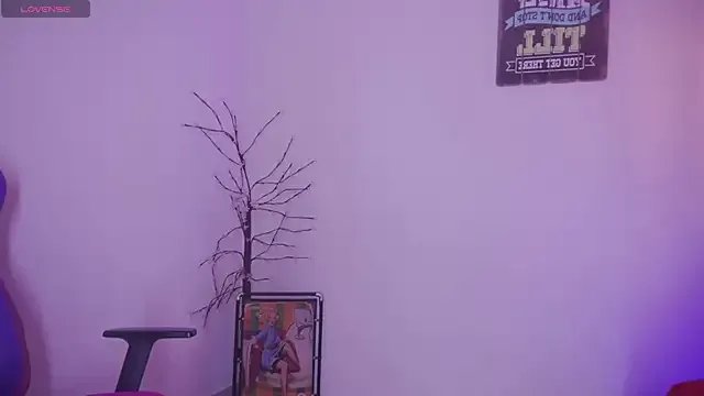 madelyn_rose_ on StripChat