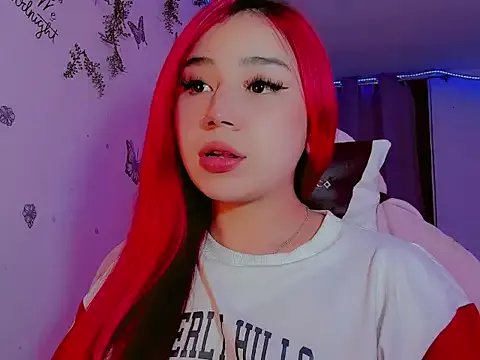 madisonx17 on StripChat