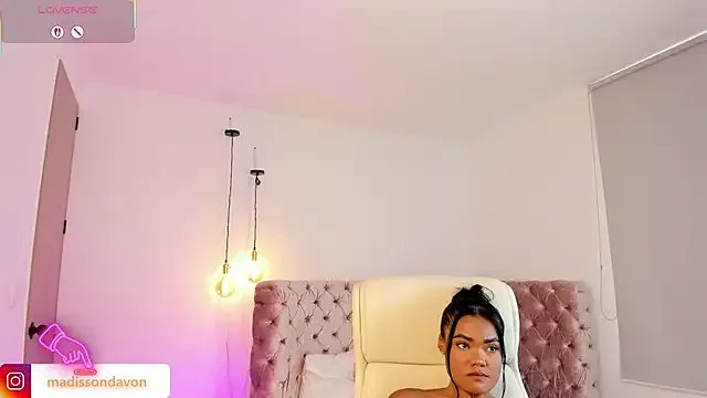 madisson_davon on StripChat