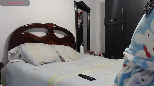 MagicStephany_ on StripChat